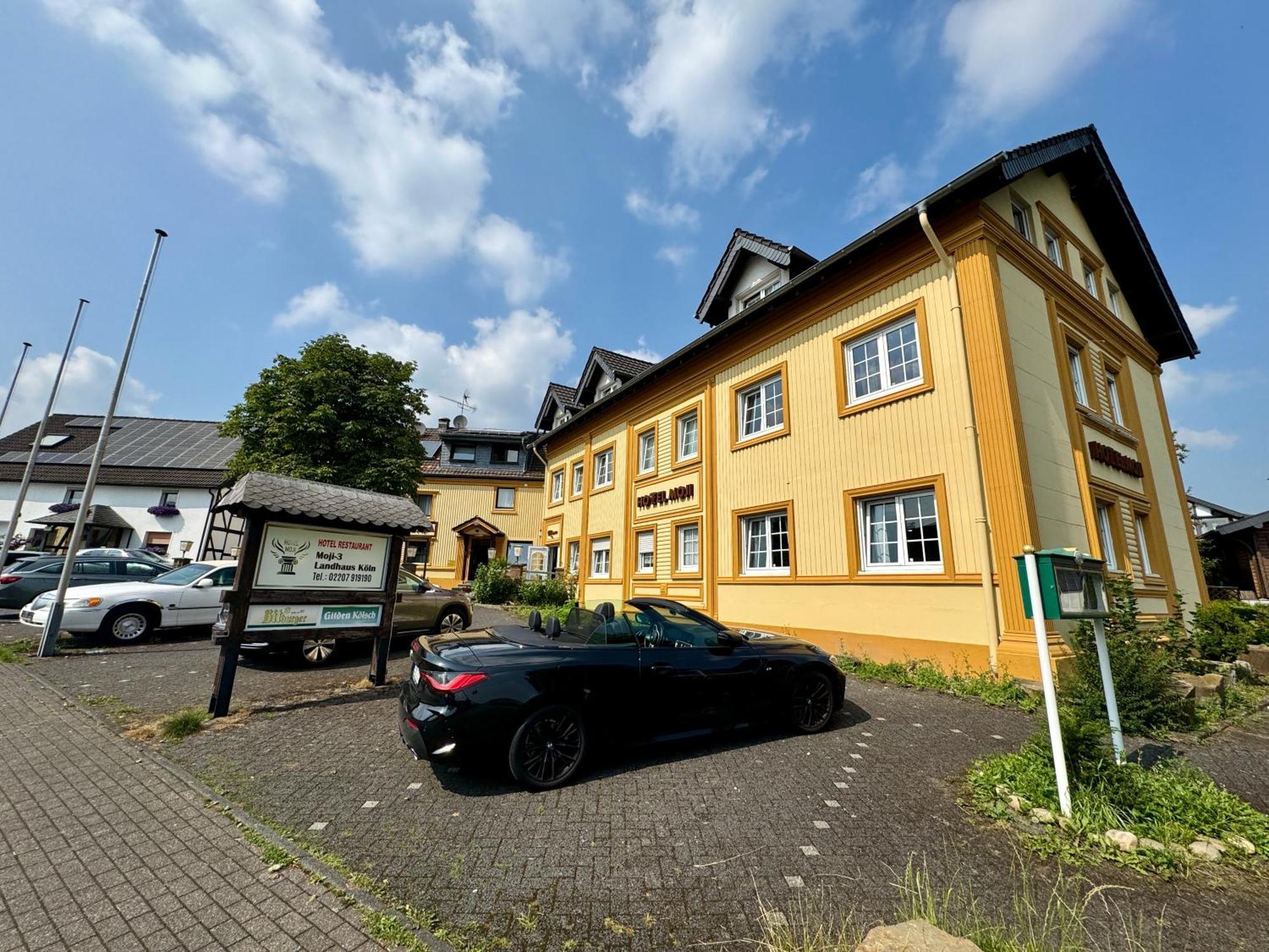 Hotel Moji 3 Landhaus Koeln Lindlar Buitenkant foto