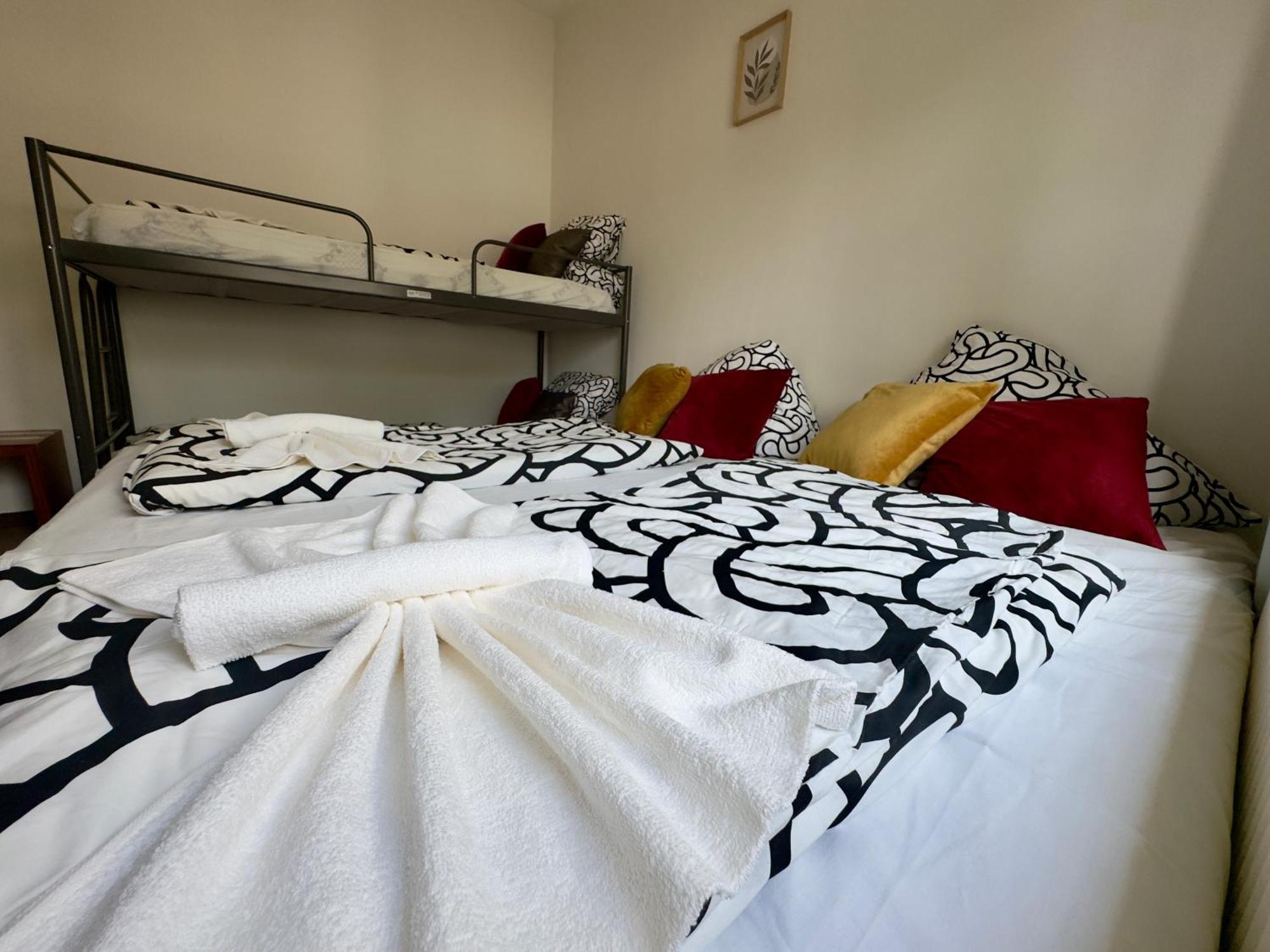 Hotel Moji 3 Landhaus Koeln Lindlar Buitenkant foto